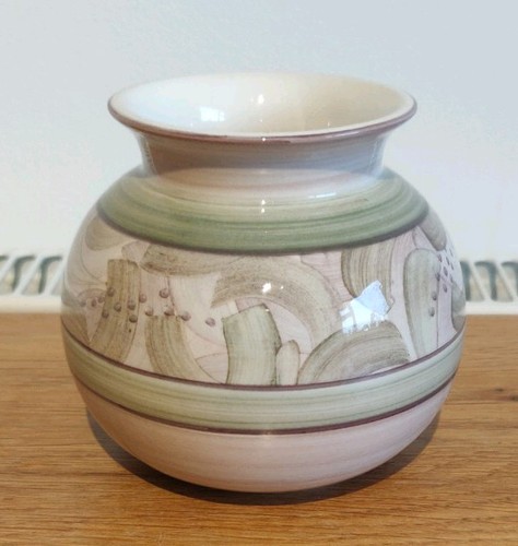 Vintage jersey pottery round - pottery,