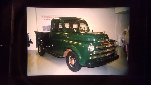 9807 35mm slide photo green - 9807,