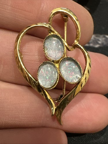 Gold sterling silver opal - on,