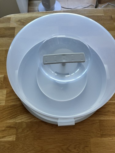 Ikea round plastic - round,