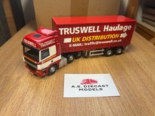SH2 Corgi Modern DAF CF & Code 3 Short Curtainside Trailer Truswell Haulage 1/50