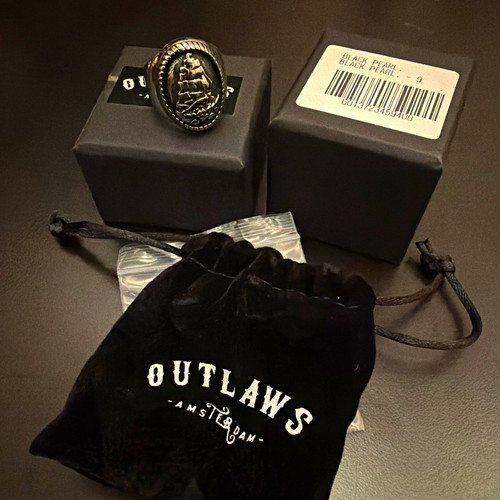 Outlaws amsterdam black pearl - amsterdam,