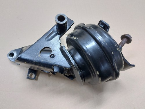 Front engine mount - engine, +