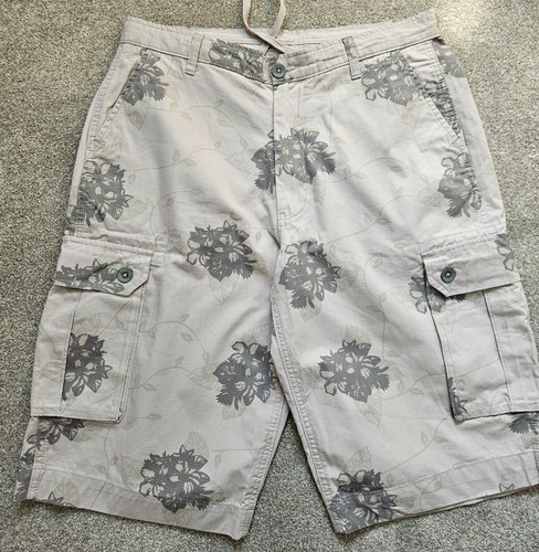 Mens cargo shorts size 34 - m&s,