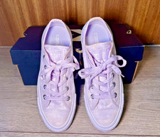 Converse Chuck Taylor Womens