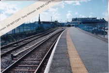 PWLLHELI RAILWAY STATION - LOOKING IN - PHOTO PRINT - #8164