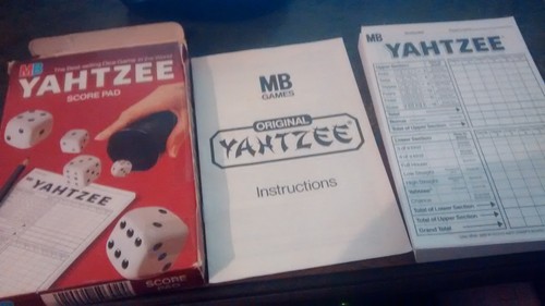 Yahtzee score pad - yahtzee, mb