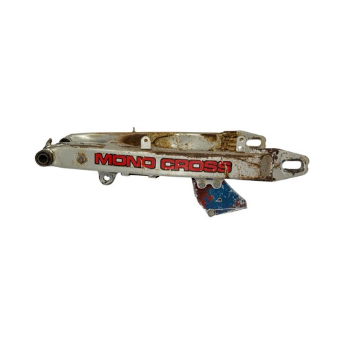 1985 yamaha xt350 swingarm oem - swingarm,