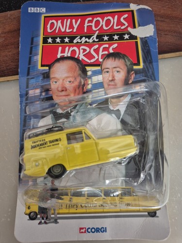 Corgi lledo reliant regal - lledo, van