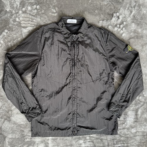 Authentic stone island black - authentic,