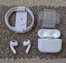 Apple AirPods 3rd Generation with MagSafe Charging Case - A2564