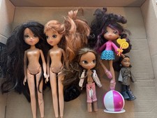 Bratz Dolls Lot of 5 No Feet Bundle With Circus Ball Doll & Mini Bratz Figure