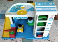 Vintage Retro 80s Fisher Price Car Park Garage Station Big Chunky People Vehicle
