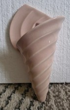 Beswick Art Deco Wall Pocket No 433 Posy Vase