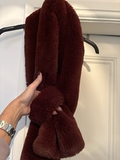 Luxurious Zara faux fur and lined Loop Through Scarf/Stole BNWOT