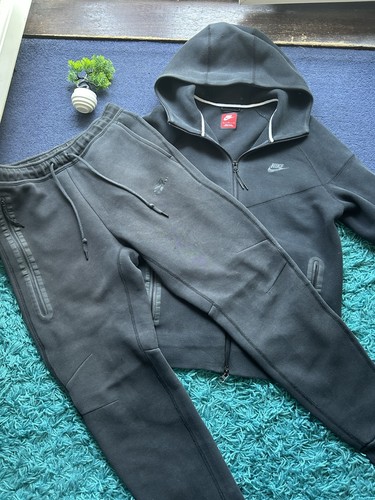 Black nike tech - , fleece