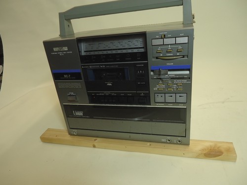 Jvc boombox - dc,