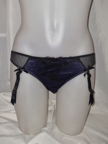 Bnwot gorgeous black navy - navy, blue