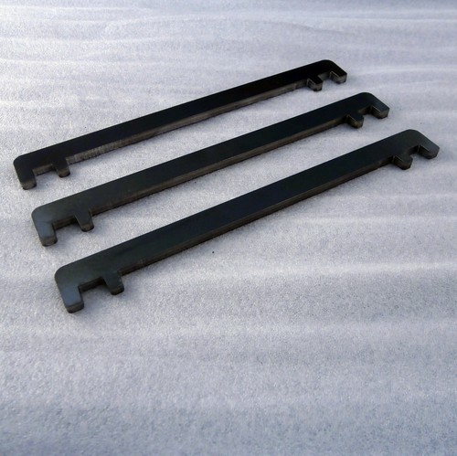 Gauge track gauges for - 1/4",