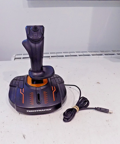Thrustmaster t16000m hotas - thrustmaster,