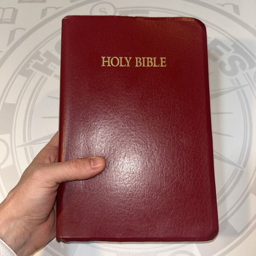 Holy bible nkjv - bible,