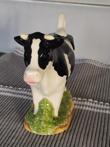 Border fine arts - border, herriot