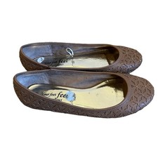 Tan ballet flats laser cut-out