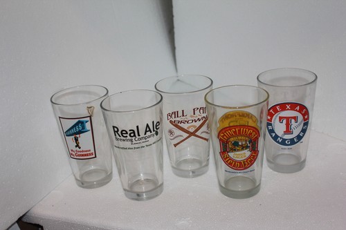 Collectible pint glasses - 5,