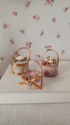Scale handmade miniature - scale,
