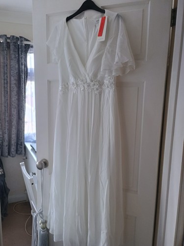 Never been worn ever pretty - never,