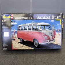 Revell Volkswagen T1 Samba Bus