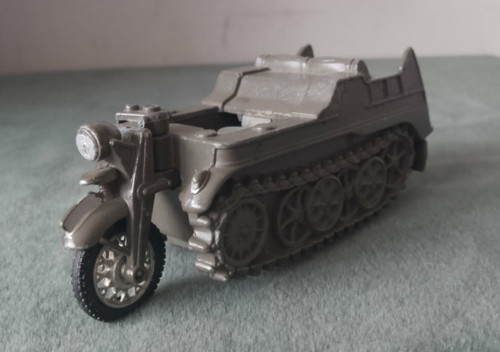 Vintage britains military - britains,