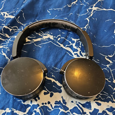 AKG Y500 Bluetooth Wireless On-Ear Headphones Black