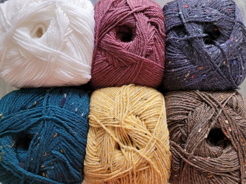 Aran wool 25 acrylic - 75%, /