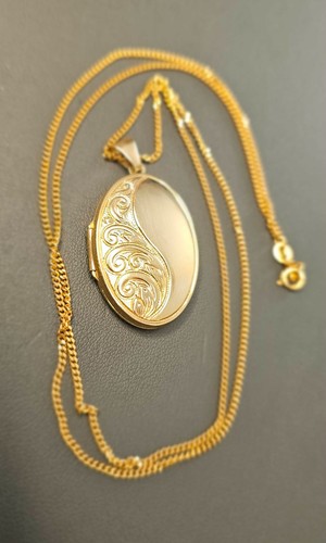Vintage 9ct gold oval - vintage,