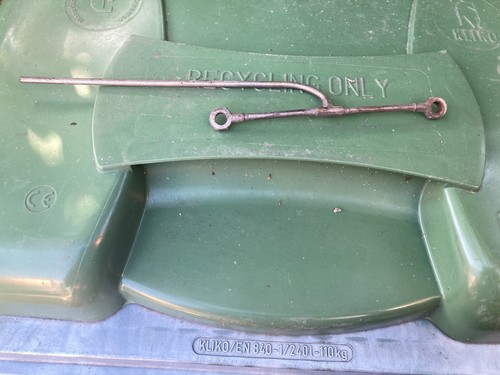 Vintage used unit rocker - , feed