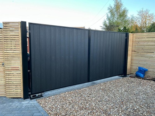 Driveway composite steel - steel, gate