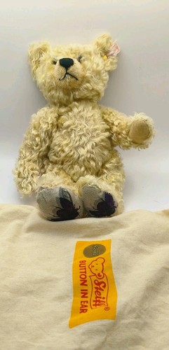 Steiff elephant button in - "elephant,
