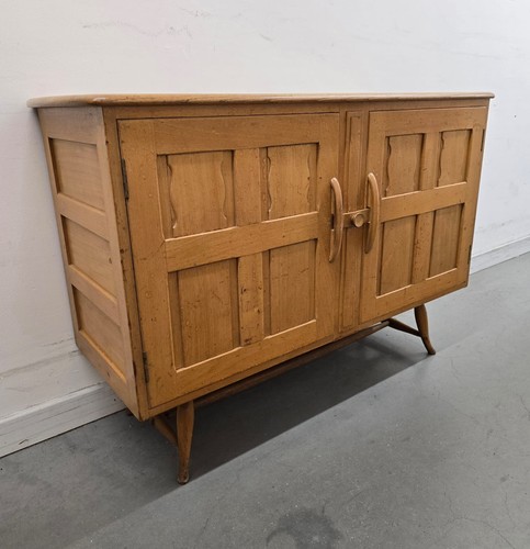 Ercol 261 vintage sideboard - 261,