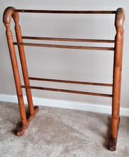 Beautiful Reproduction Pine Towel Rail with Ornate Turned Feet 83 cm tall