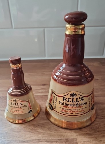 Pair wade bells wiskey - pair,