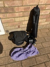 Olympus E-520 Digital Camera Bundle Pre-Owned In good Condition