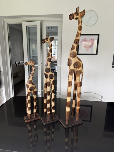 Wooden giraffe standing triple - standing,