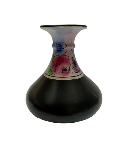 Shelley china roses on - , 'roses