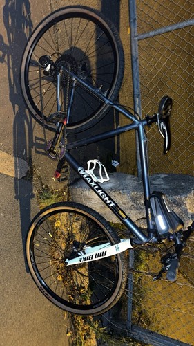 Mountain bike - mountain,