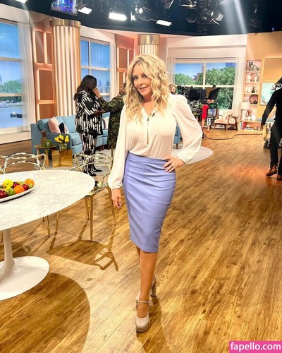 Carol vorderman 8 5 - carol, 11"