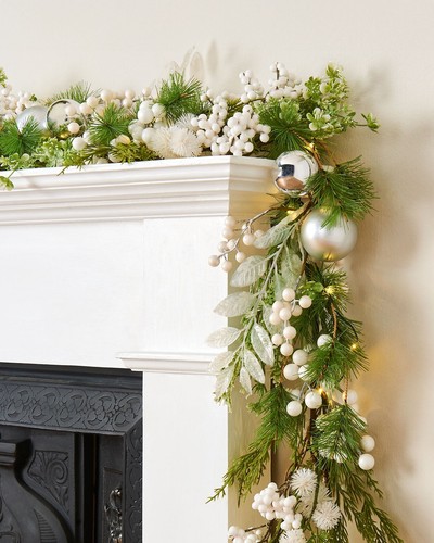 Pre lit garland white - 9,