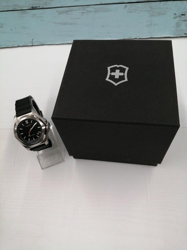 Victorinox men quartz 241682 - men's,