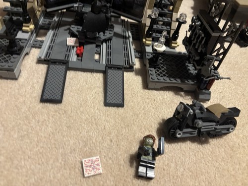 Lego batman 76183 bat cave - lego,