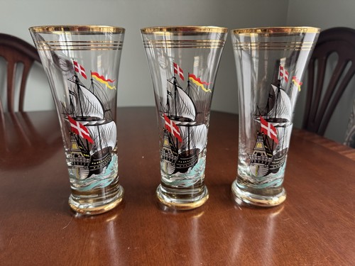 Set larger glasses - of, 3